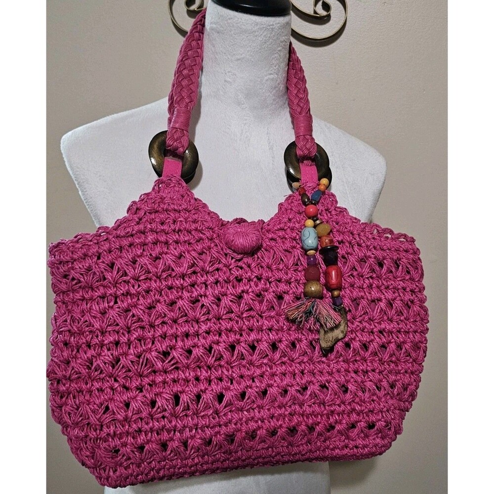 ​Kelly & Katie Vibrant Fuchsia Woven Tote Bag craftedartisanal  shoulder strap